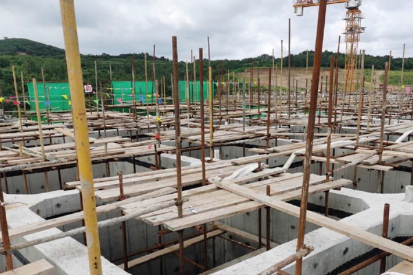 歐西建材為您分享PVC防水卷材滿粘法施工工藝！